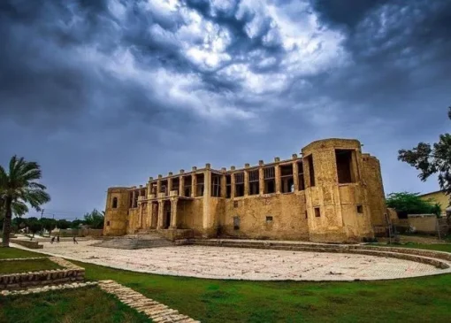 عمارت-ملک-در-بوشهر
